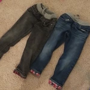 Bundle of 2 lined jeans